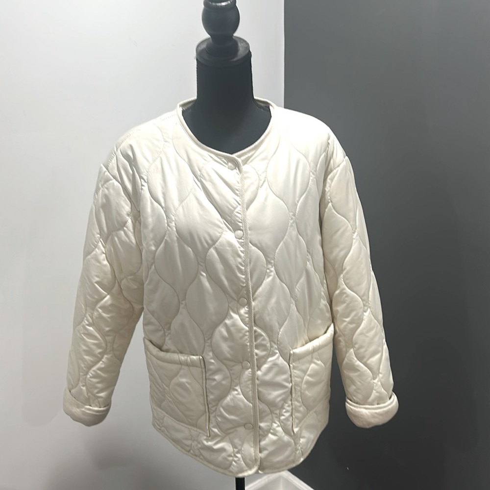 Bass Women’s Ivory Puff Jacket, Size M